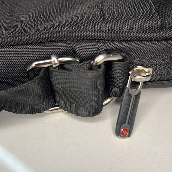 SwissGear Laptop Bag - Picture 7 of 12